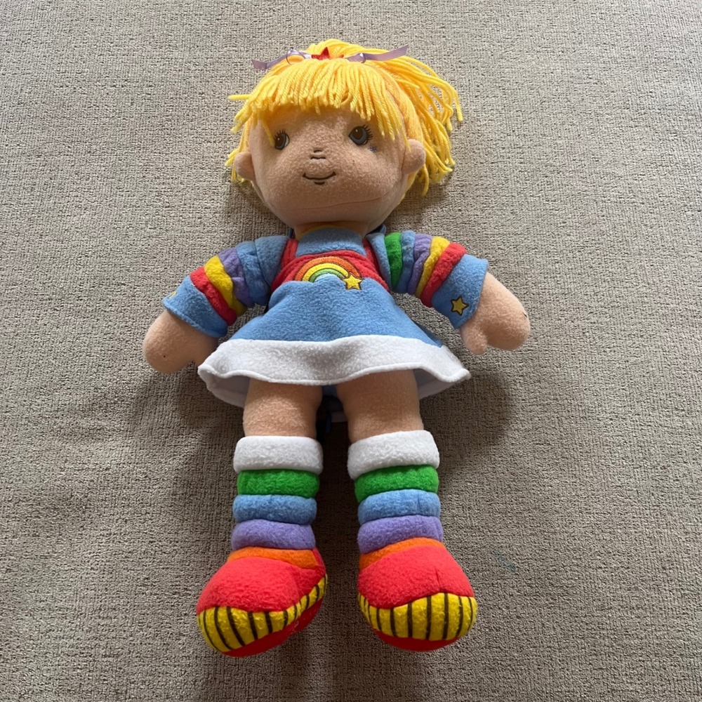 Rainbow Brite Plush Backpack 17 Inch Vintage Doll Rainbow Straps‎ Hallmark